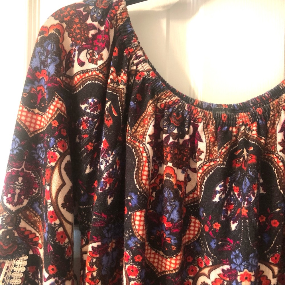 Win Win Colorful Tunic - Picture 2 of 8